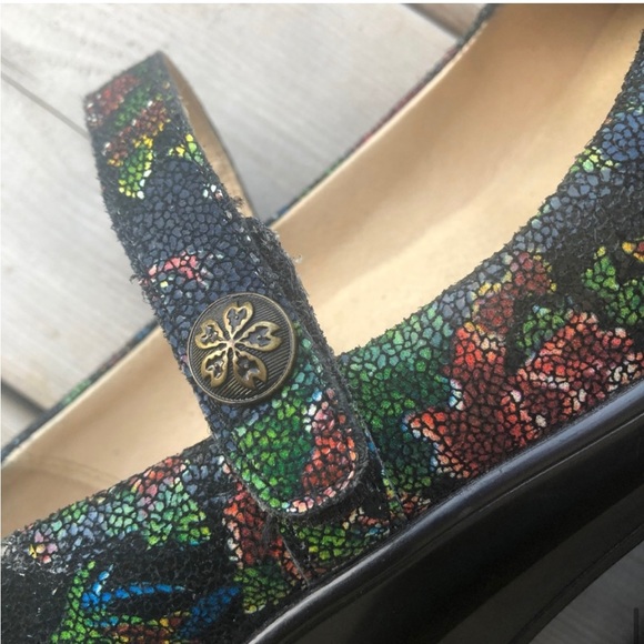 Women's 8 Alegria Flair Winter Garden Wedge Mary Jane Career Floral Pumps Shoes - Picture 7 of 12